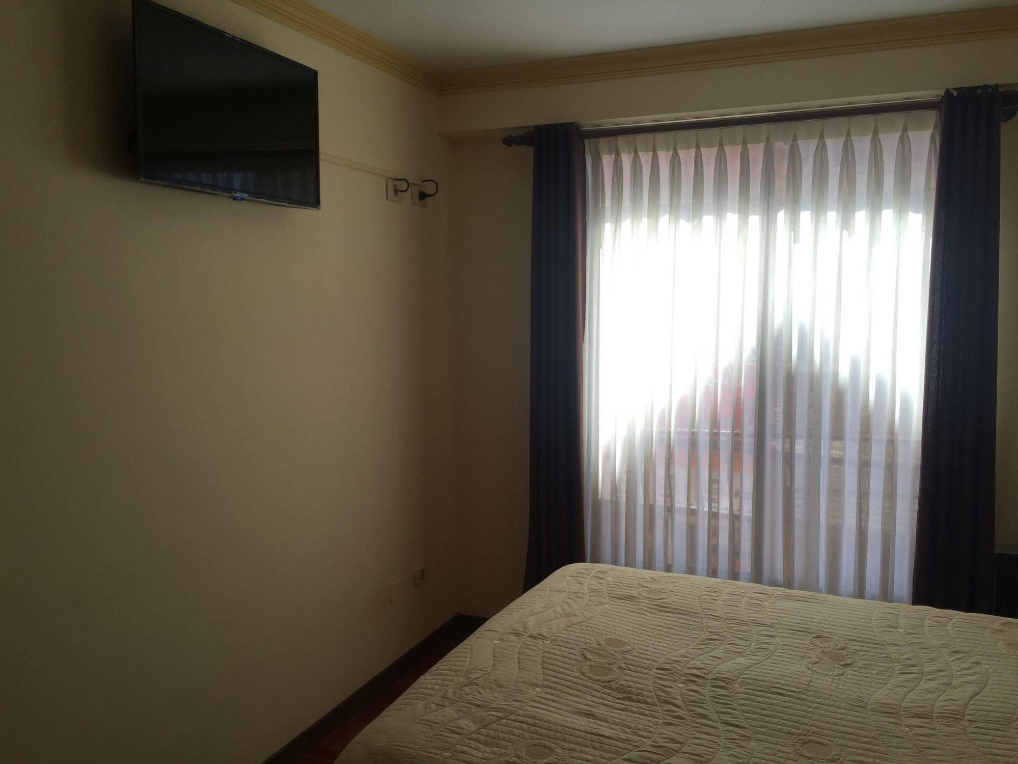 Residencial Alta Vista Bed & Breakfast Ла Пас Екстериор снимка