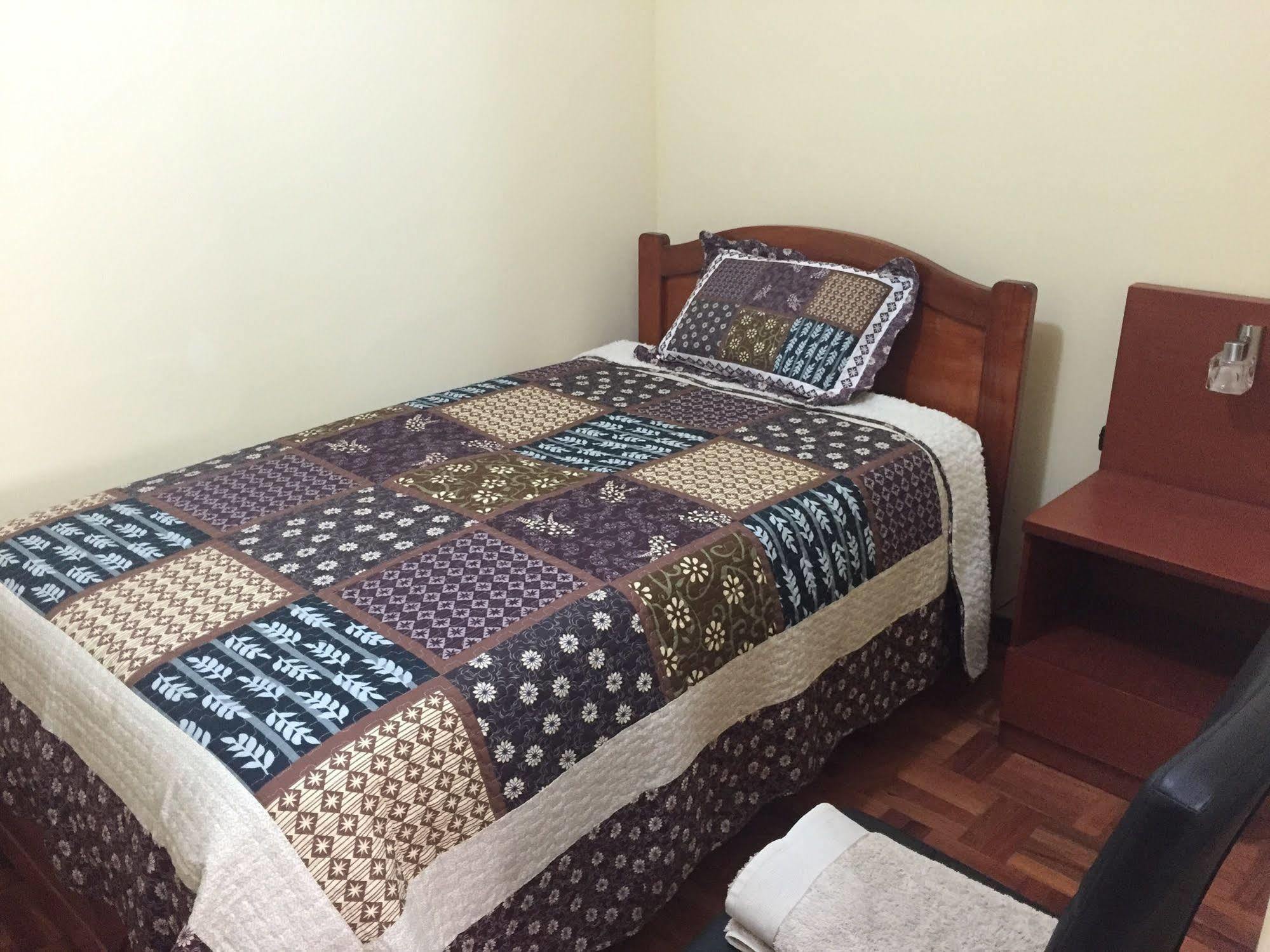 Residencial Alta Vista Bed & Breakfast Ла Пас Екстериор снимка