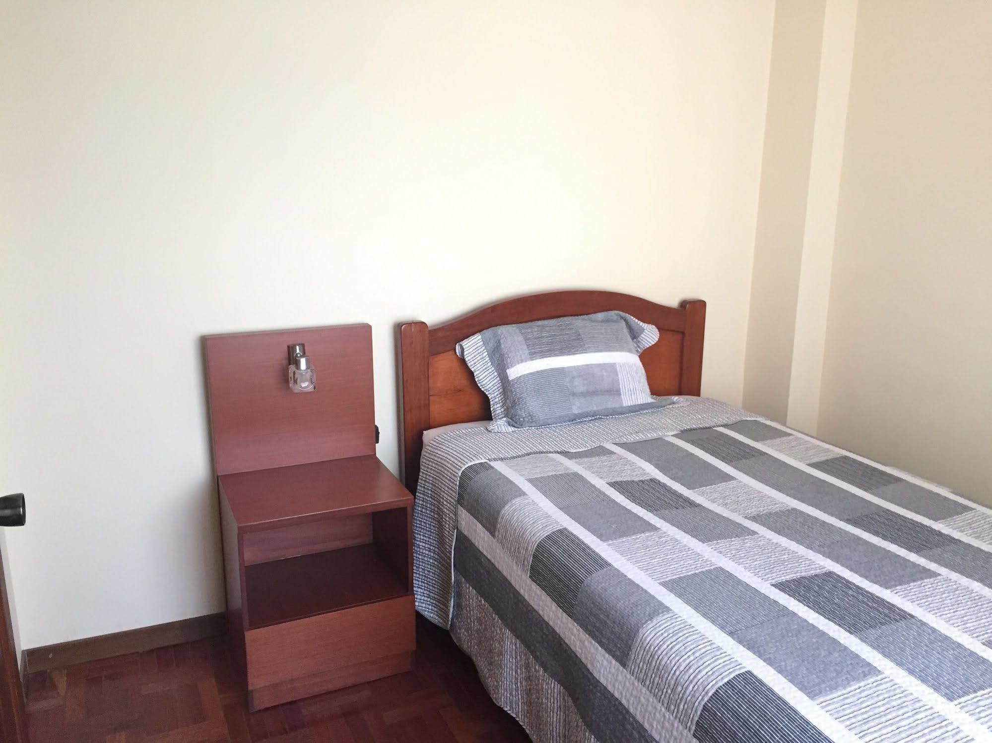 Residencial Alta Vista Bed & Breakfast Ла Пас Екстериор снимка