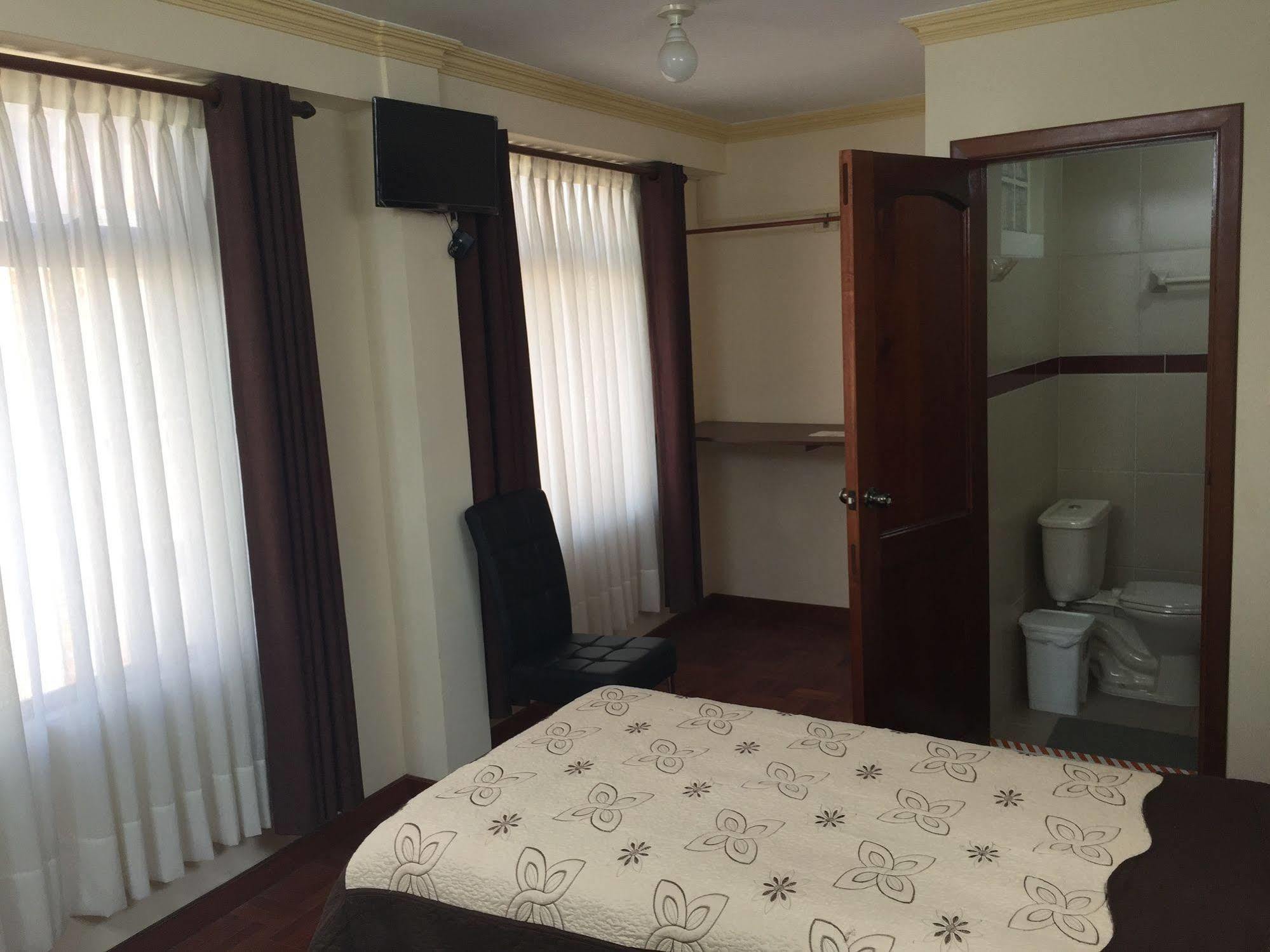 Residencial Alta Vista Bed & Breakfast Ла Пас Екстериор снимка