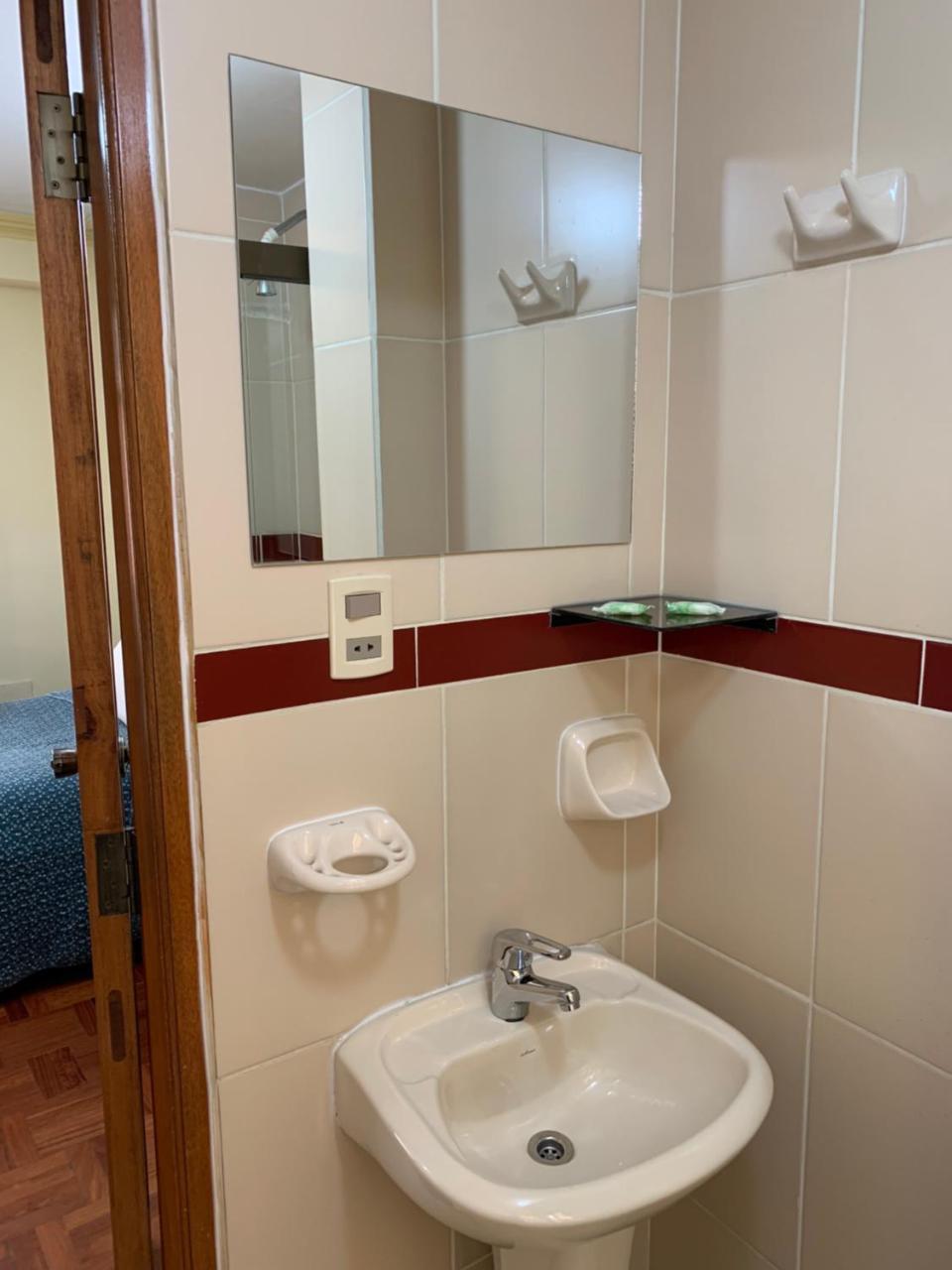 Residencial Alta Vista Bed & Breakfast Ла Пас Екстериор снимка